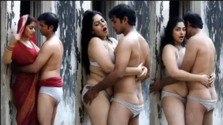 Outdoor Of A Devar Bhabhi In A Ruined House Uncut Video
